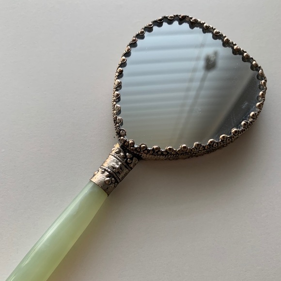 Hand Mirror - Picture 4 of 4